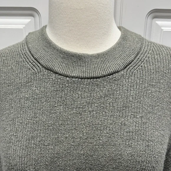 lululemon athletica Men's Charcoal Crewneck Sweater - Picture 2 of 14